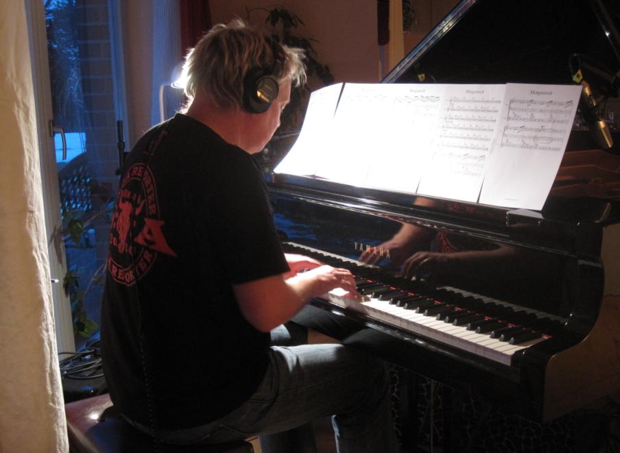 Thorsten Heintzsch am Klavier